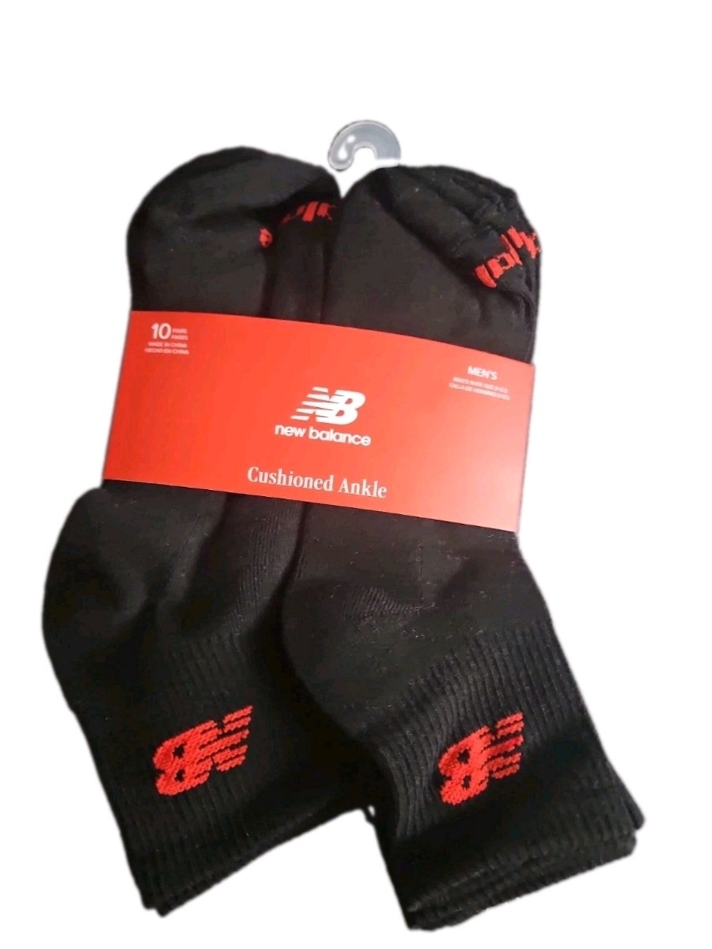 New Balance 10 Pairs Men's Cushioned Ankle Socks Black with Red Logo